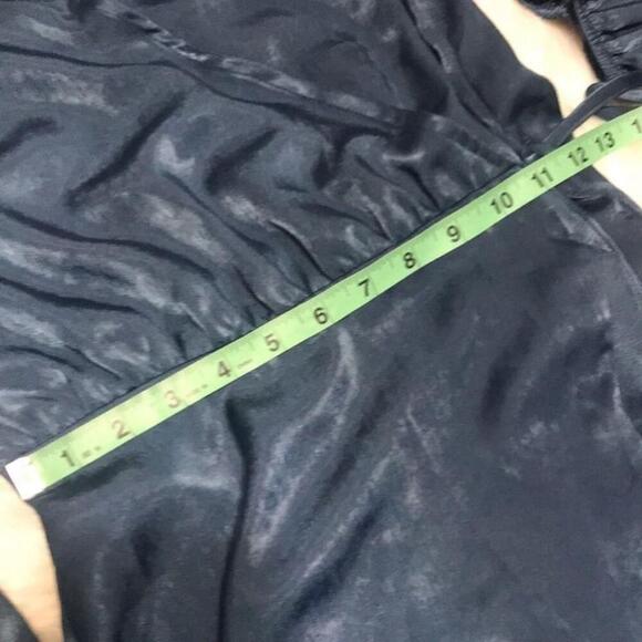 NWT Sadie & Sage Ruffle Wrap Dress Medium - Picture 5 of 12